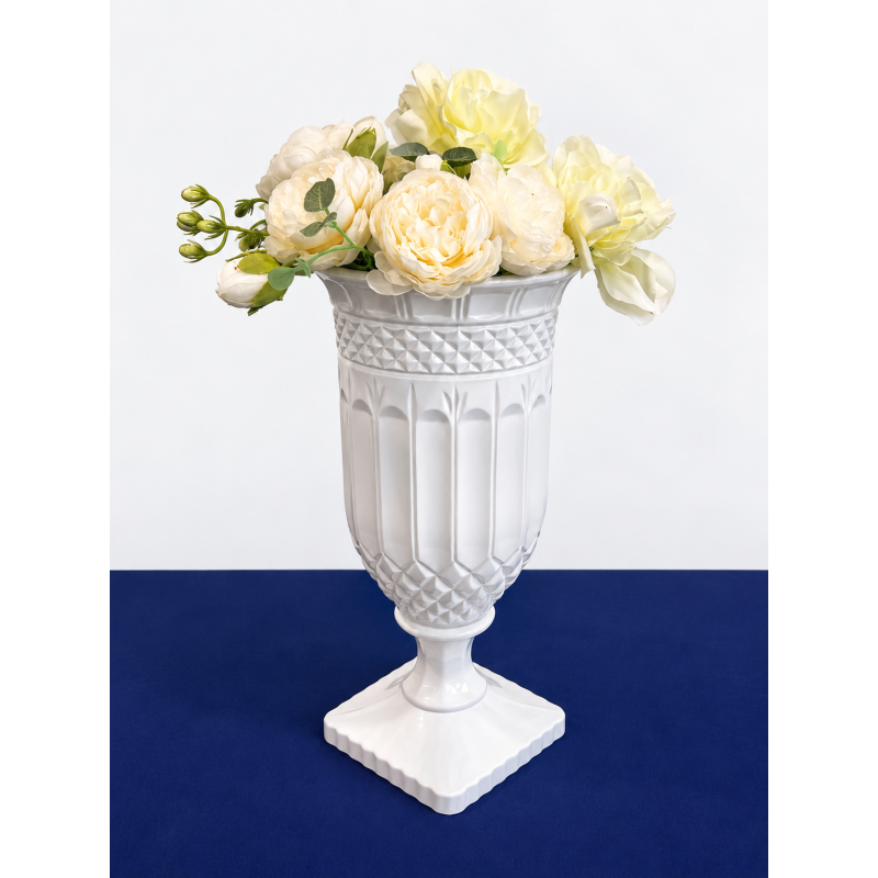 Vase Médicis en verre blanc OLY