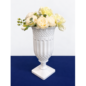 Vase Médicis en verre blanc OLY